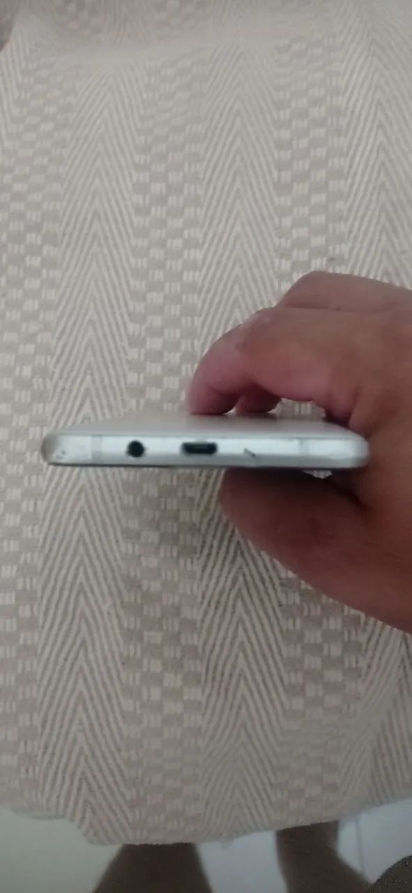 Celular Samsung j7 16g em perfeito estado de conservação  - Foto 3