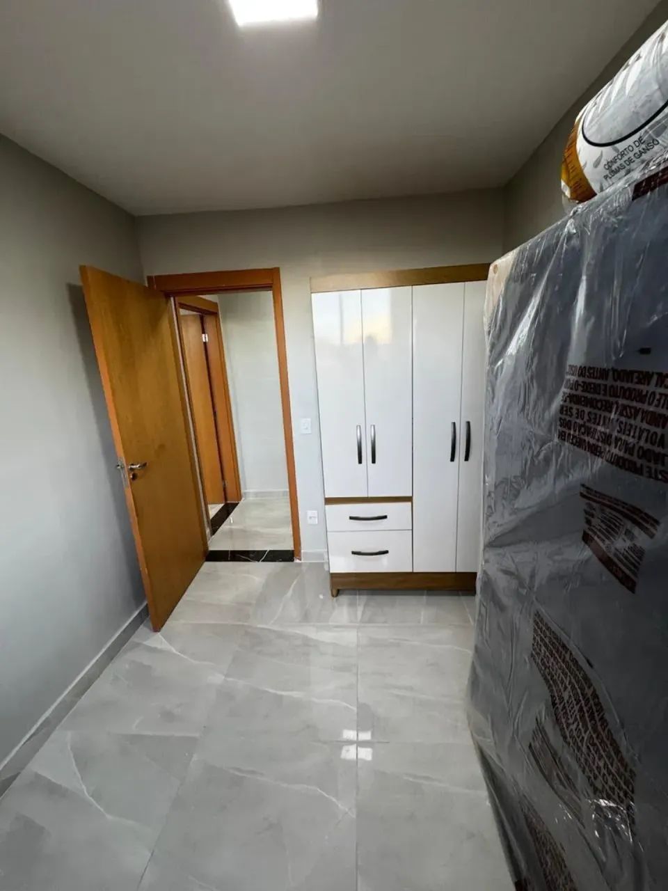 APARTAMENTO 2 QUARTOS, COND. CHAP VERDE, MOBILIADO E REFORMADO, DISPONÍVEL 28/08, C/ ELEVA - Foto 5