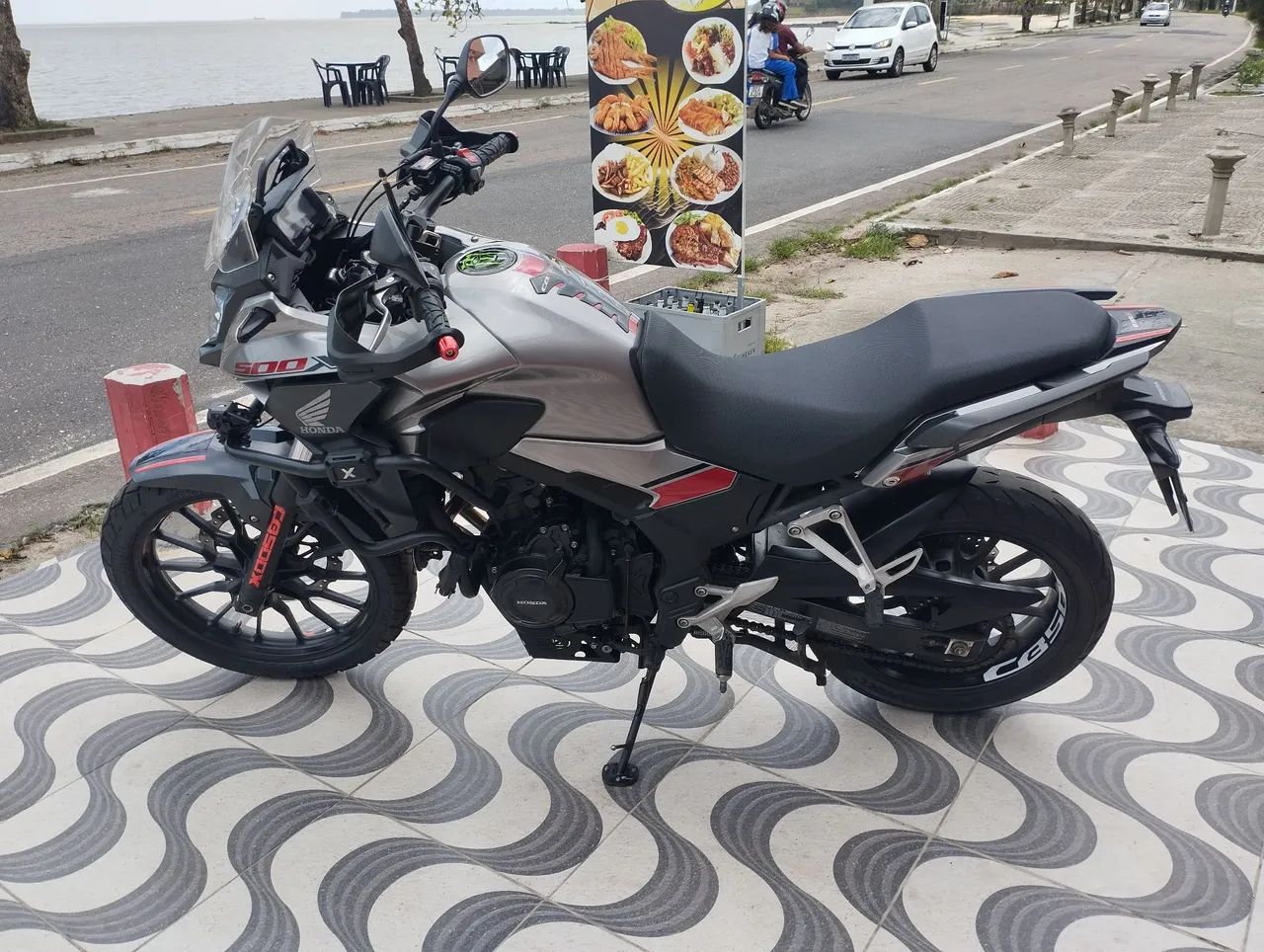 Cb 500x mod 22 semi nova 