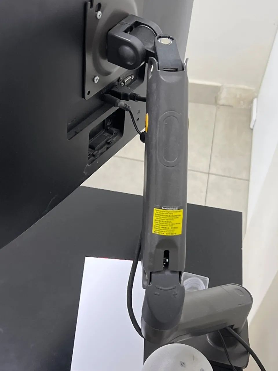 Monitor LG 24 Polegadas +. Suporte Pneumático  - Foto 2
