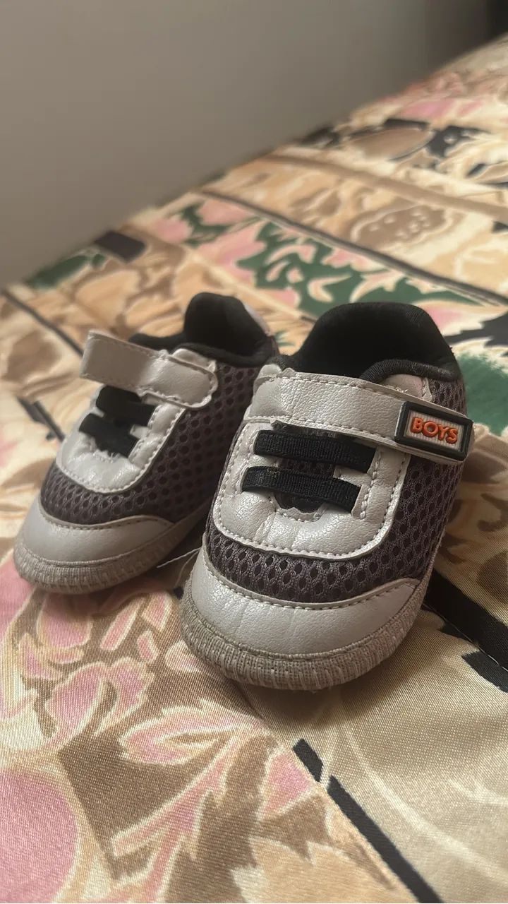 Lote com 10 pares de sapatinhos de bebê menino ? Excelente estado  - Foto 3