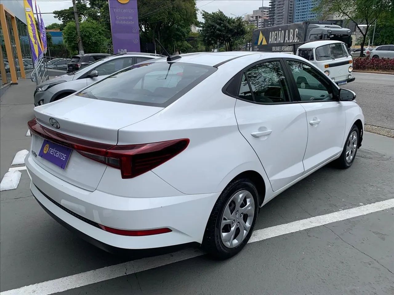 Hyundai HB20S Comfort Plus 1.0 Flex 12V Mec., foto 4 de 19