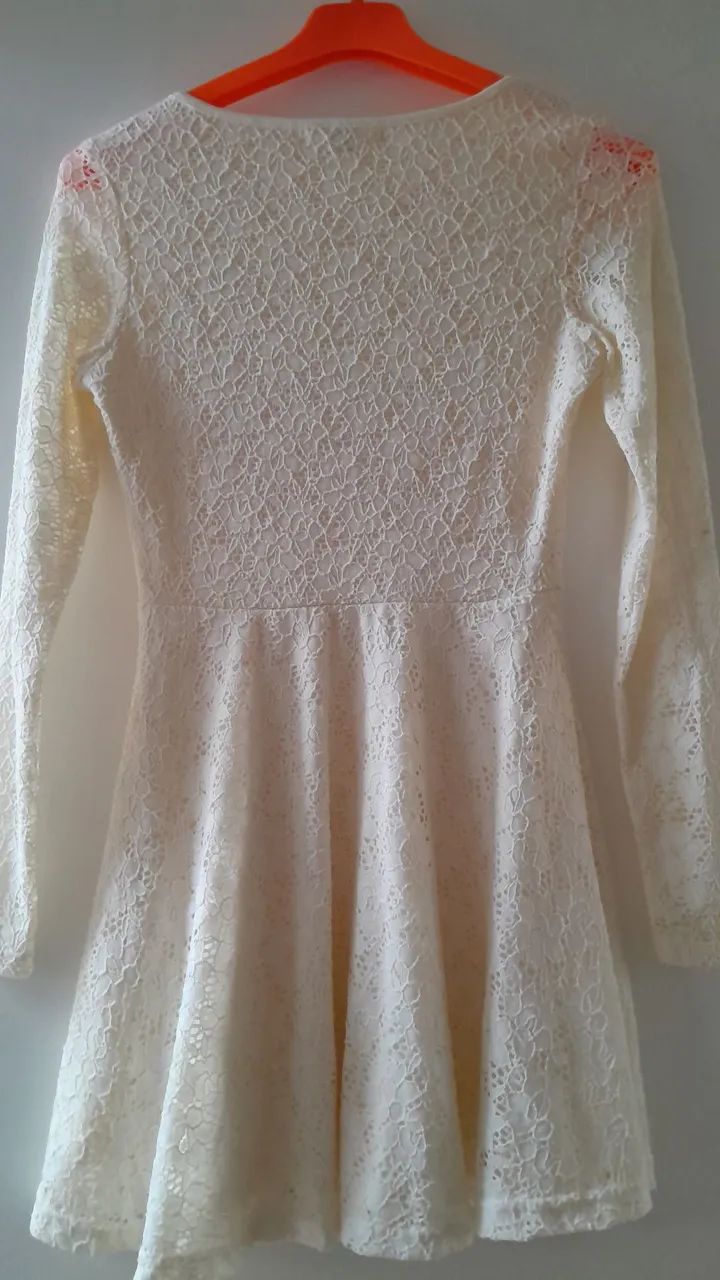 Vestido de Renda Tam:P. - Foto 3