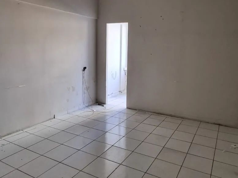 SALA COMERCIAL À VENDA NO CENTRO - Foto 3