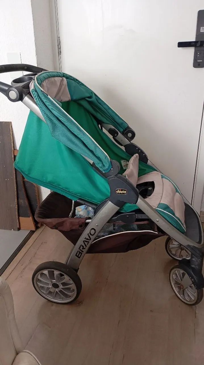 Carrinho de bebê da Chicco bravo  - Foto 2