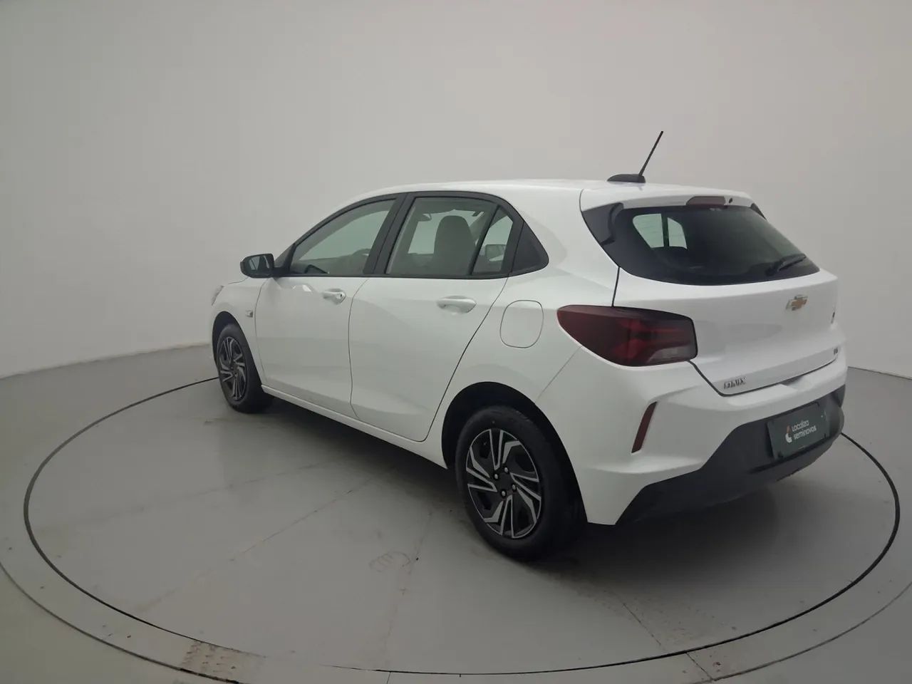 Chevrolet Onix Hatch LT 1.0 12V Flex Mec. 4P, foto 3 de 18