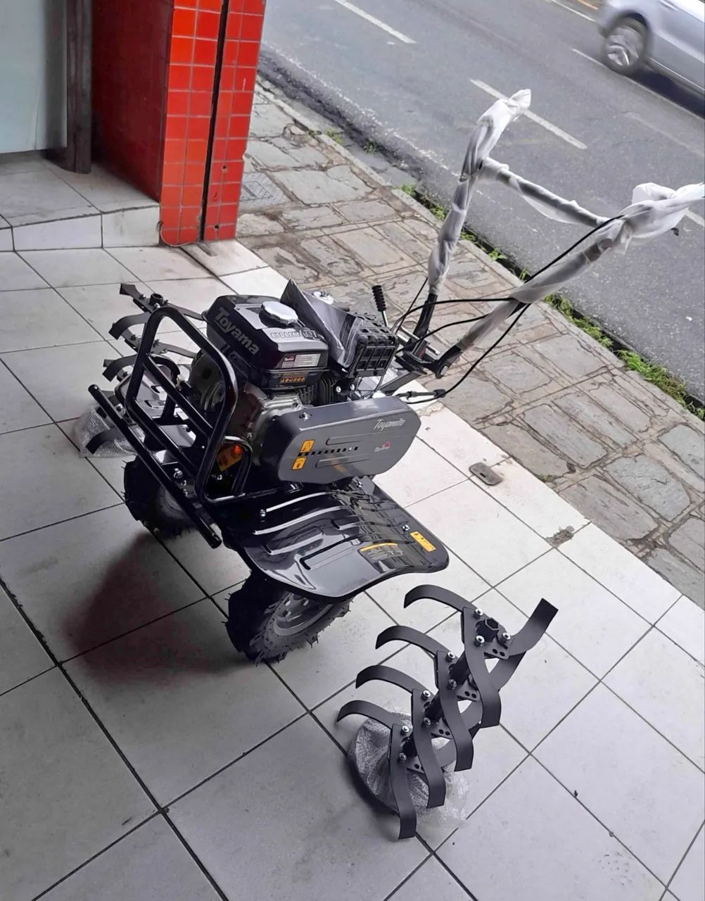 Motocultivador a Gasolina 212cc 7Hp TT90 Toyama C/ Acessórios  - Foto 4