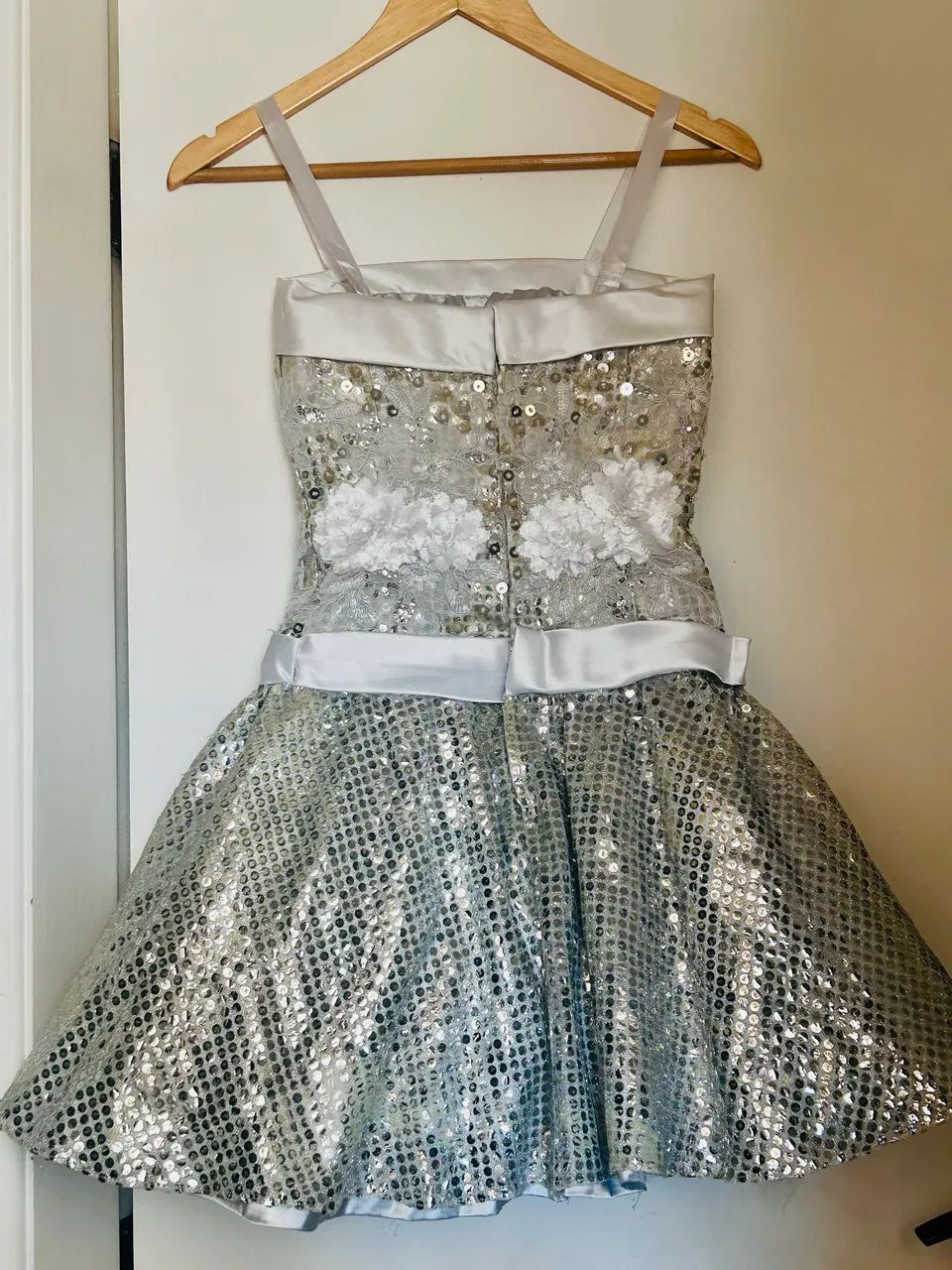 Lindo vestido prata - Foto 3
