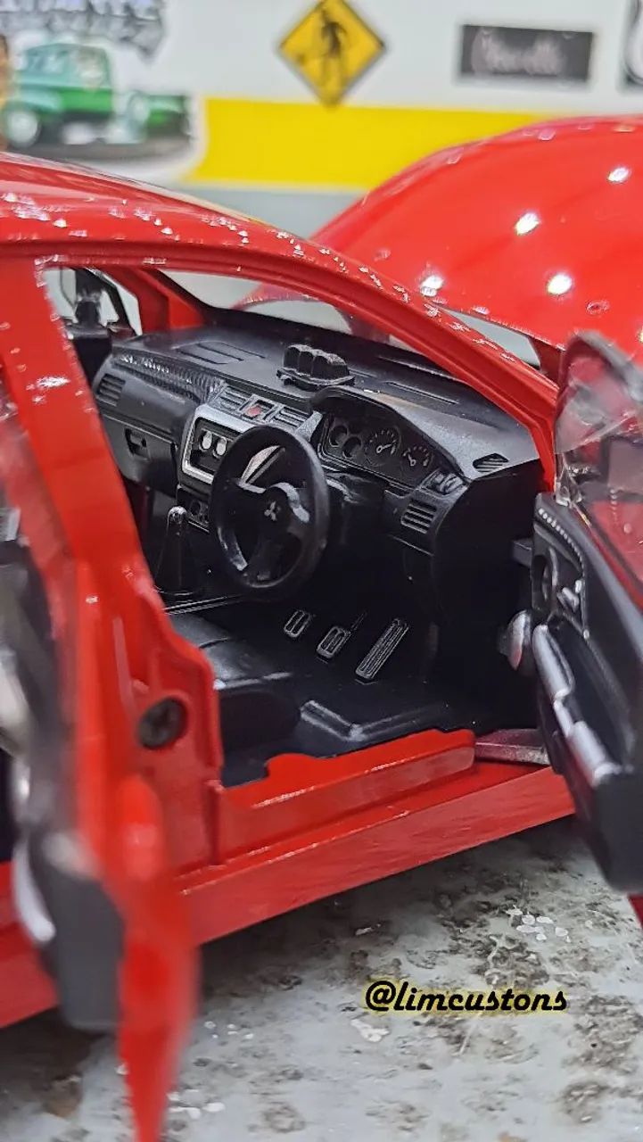 Miniatura 1:24 coleção Mitsubishi evo  - Foto 2