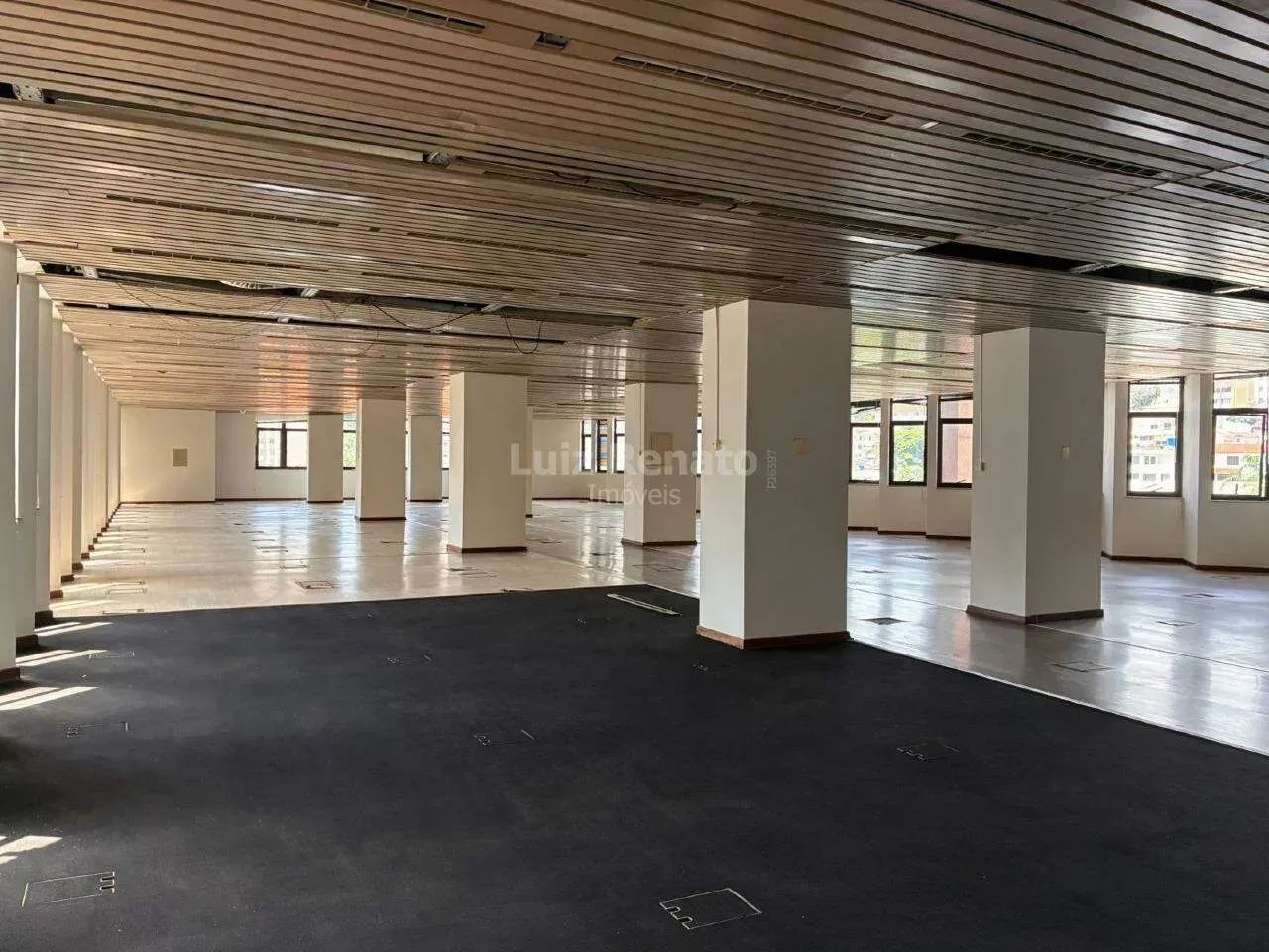 Andar corrido para aluguel 8 vagas - Coração de Jesus - Foto 2