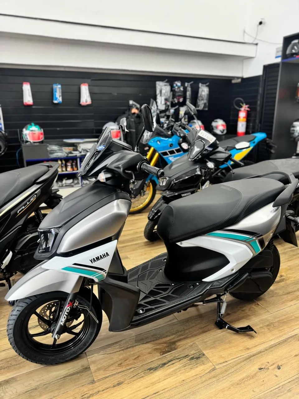 Zr 125 