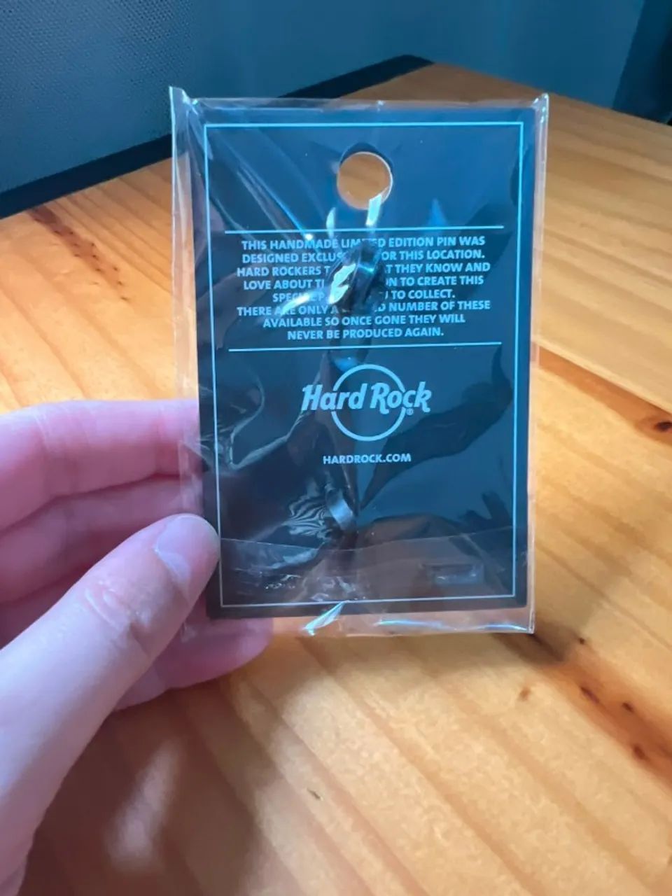 Pin guitarra Hard Rock cafe Buenos Aires - Foto 3