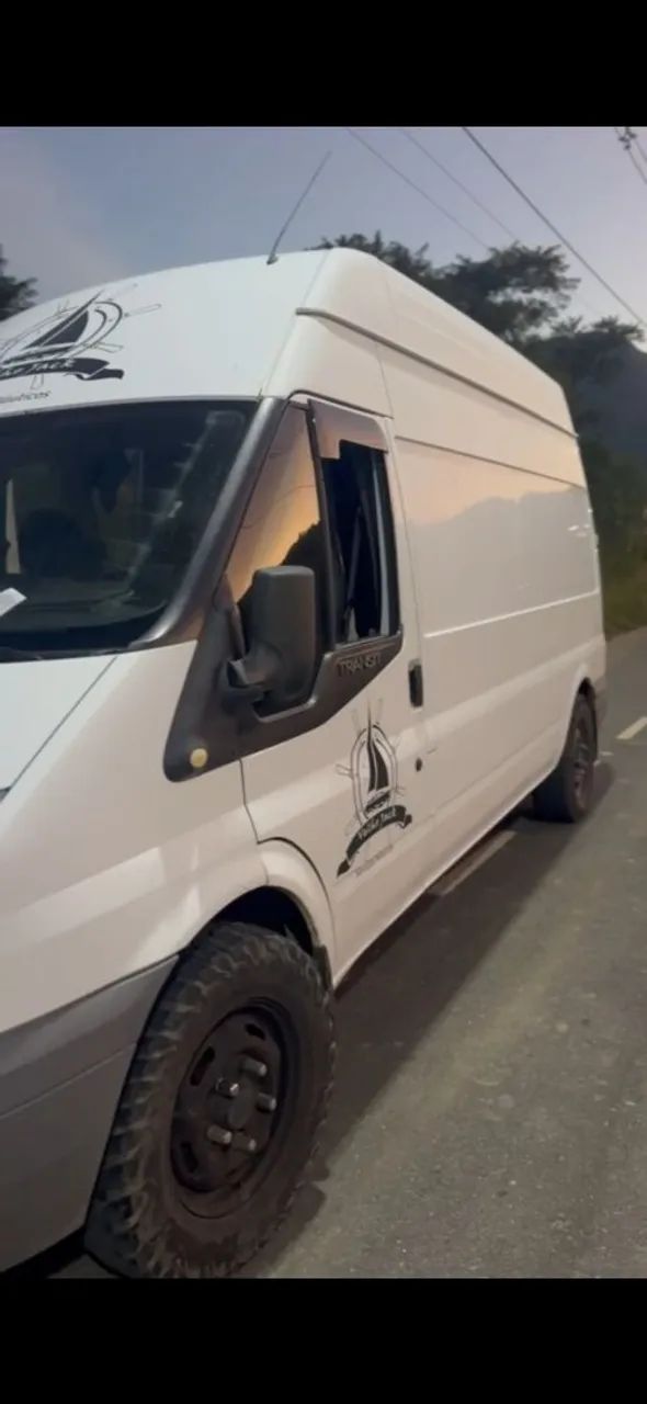 Ford Transit TRANSIT Furgão 3550 2.4 TDCI Longo Dies. 2010