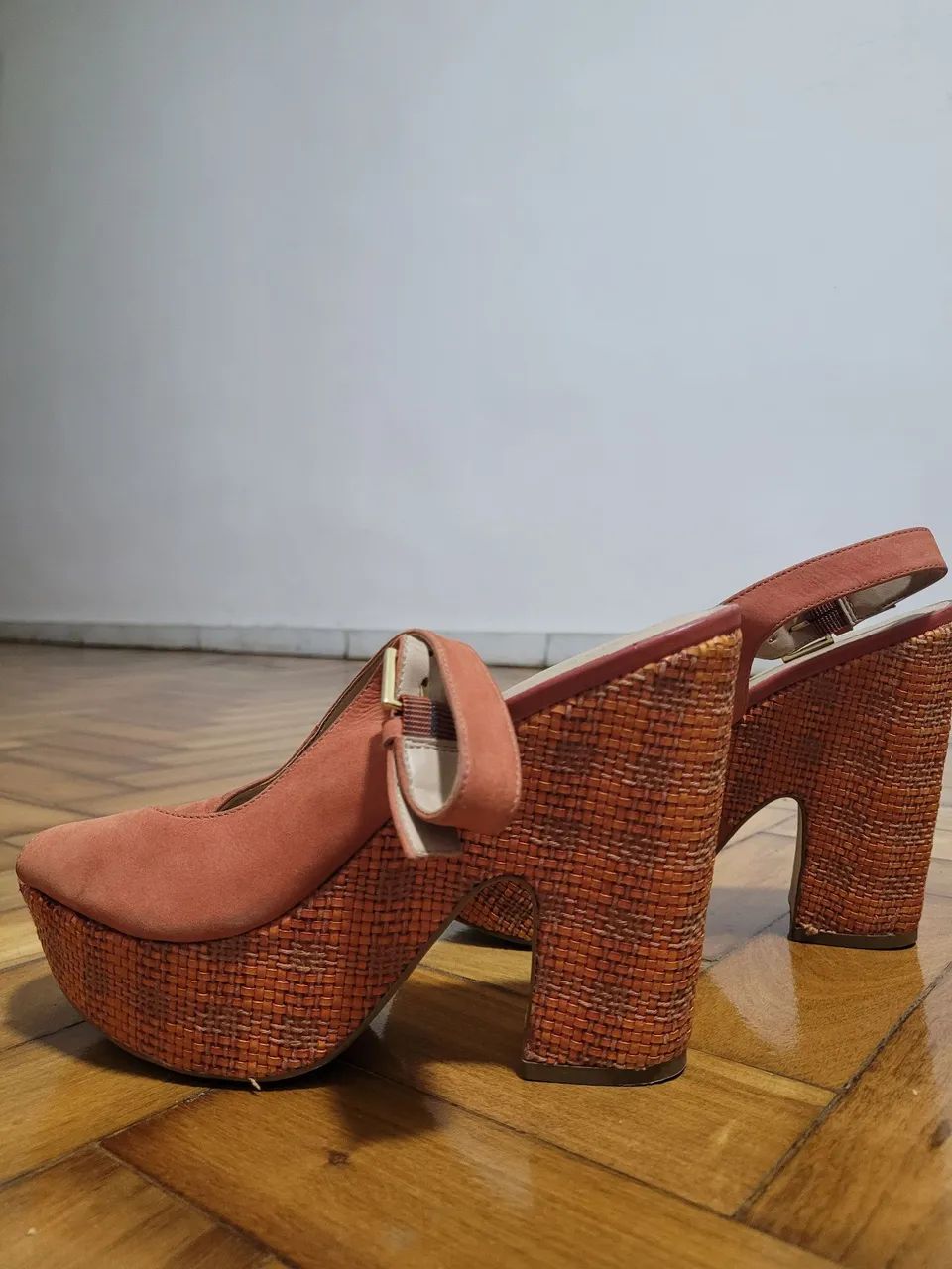 Sandalia Arezzo 38