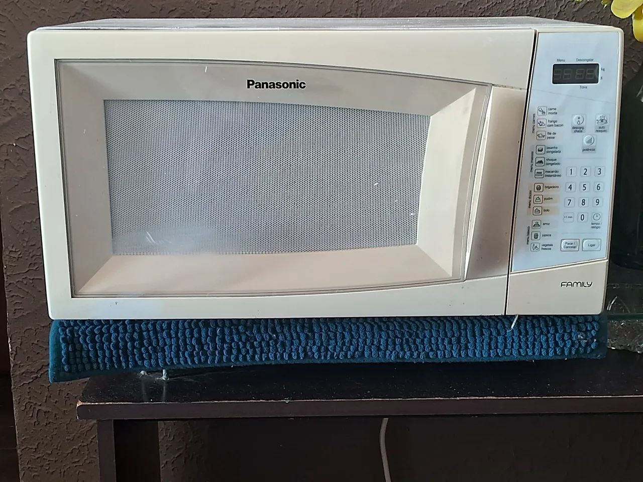 Microondas Panasonic 35 litros ( Funcionando perfeitamente) - Foto 2