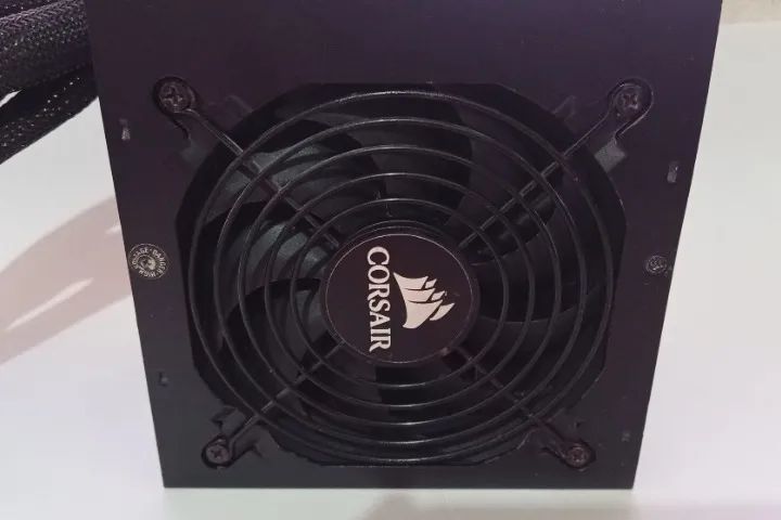 Fonte Corsair CX 450