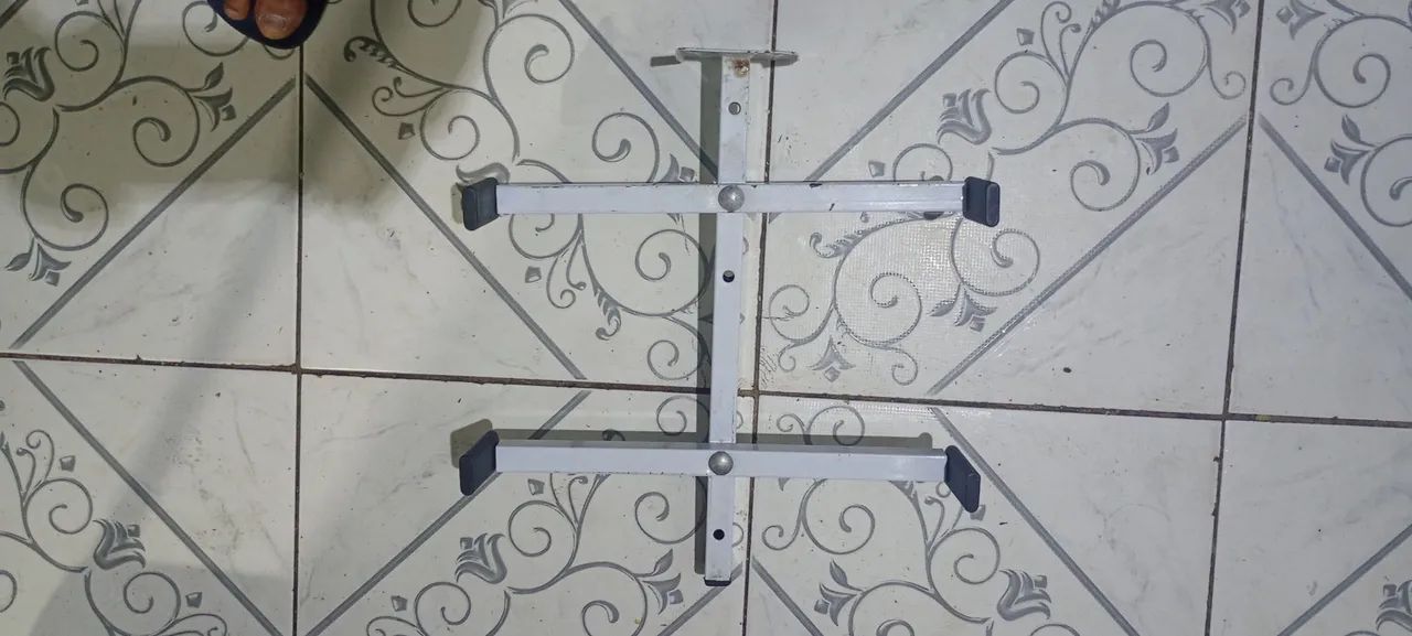 Suporte para microondas de parede  perfeito.