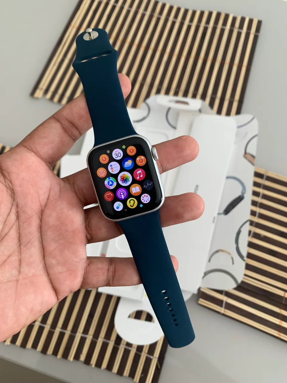 Apple Watch Series 9 41mm Starlight Impecável | Bateria 100 Apple Watch Series 9 41mm Starlight Impecável | Bateria 100
