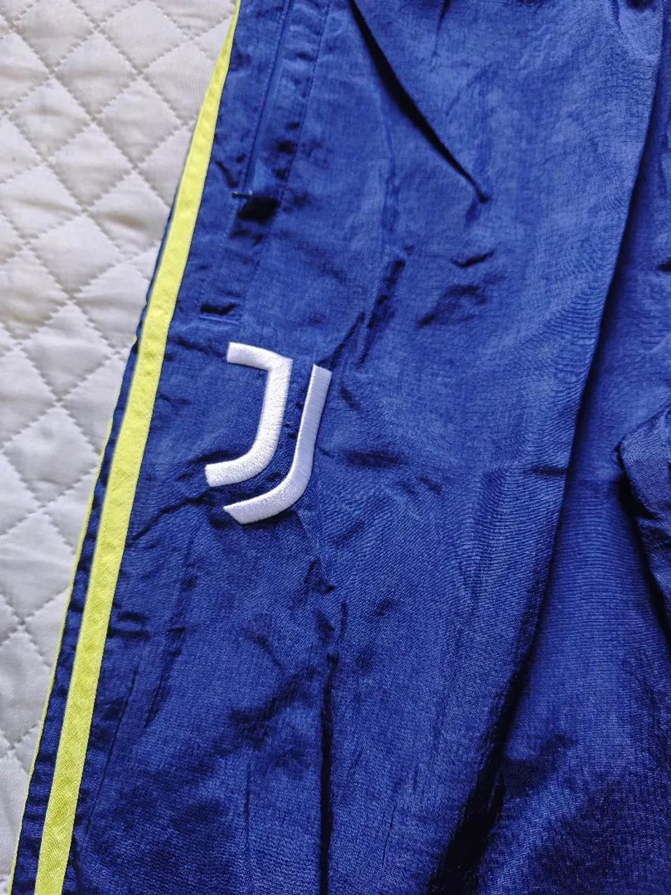 Calça Adidas Juventus tamanho M  - Foto 4
