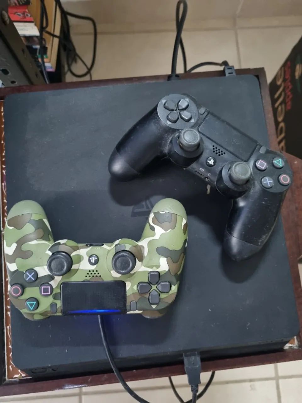 Playstation 4 Slim 500gb com 2 controles (+ 1 controle com drift) - Foto 5