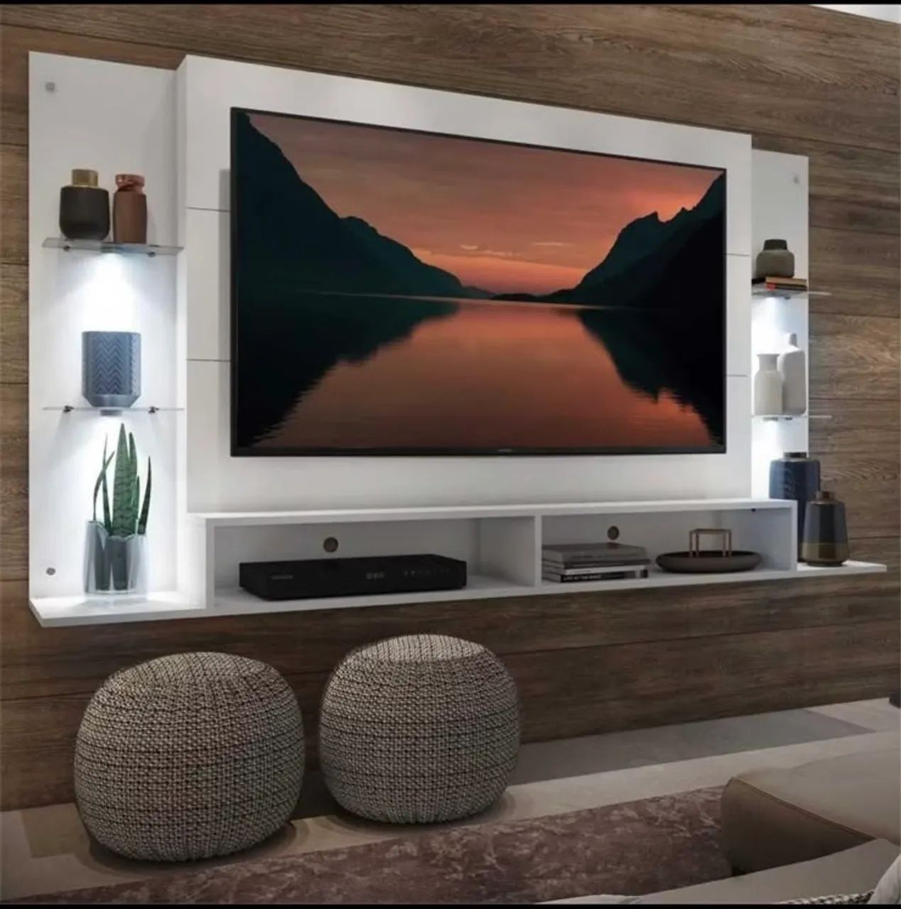 Painel de Tv até 60 polegadas com 4 LEDS e prateleiras de vidros.