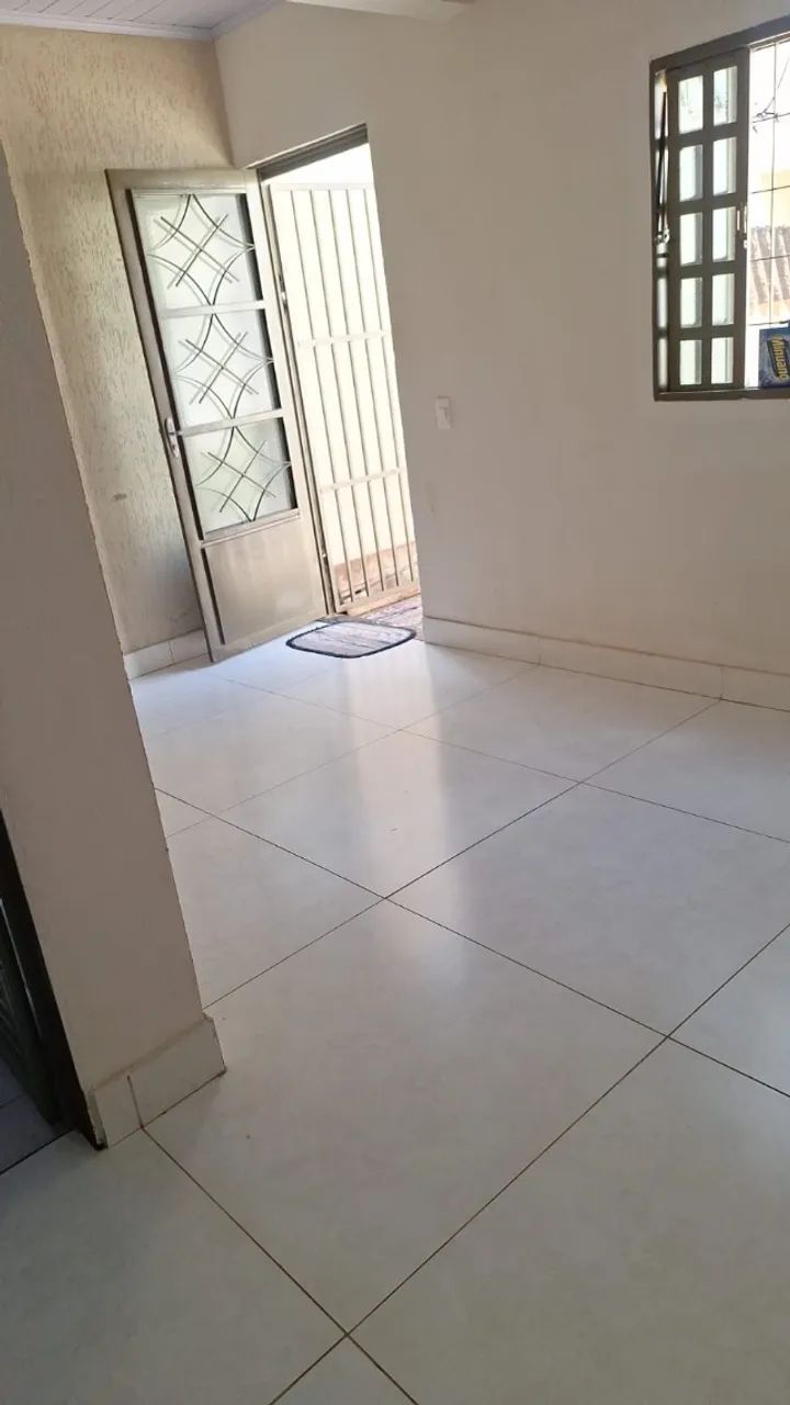 Casa e duas kit no lote - Foto 3