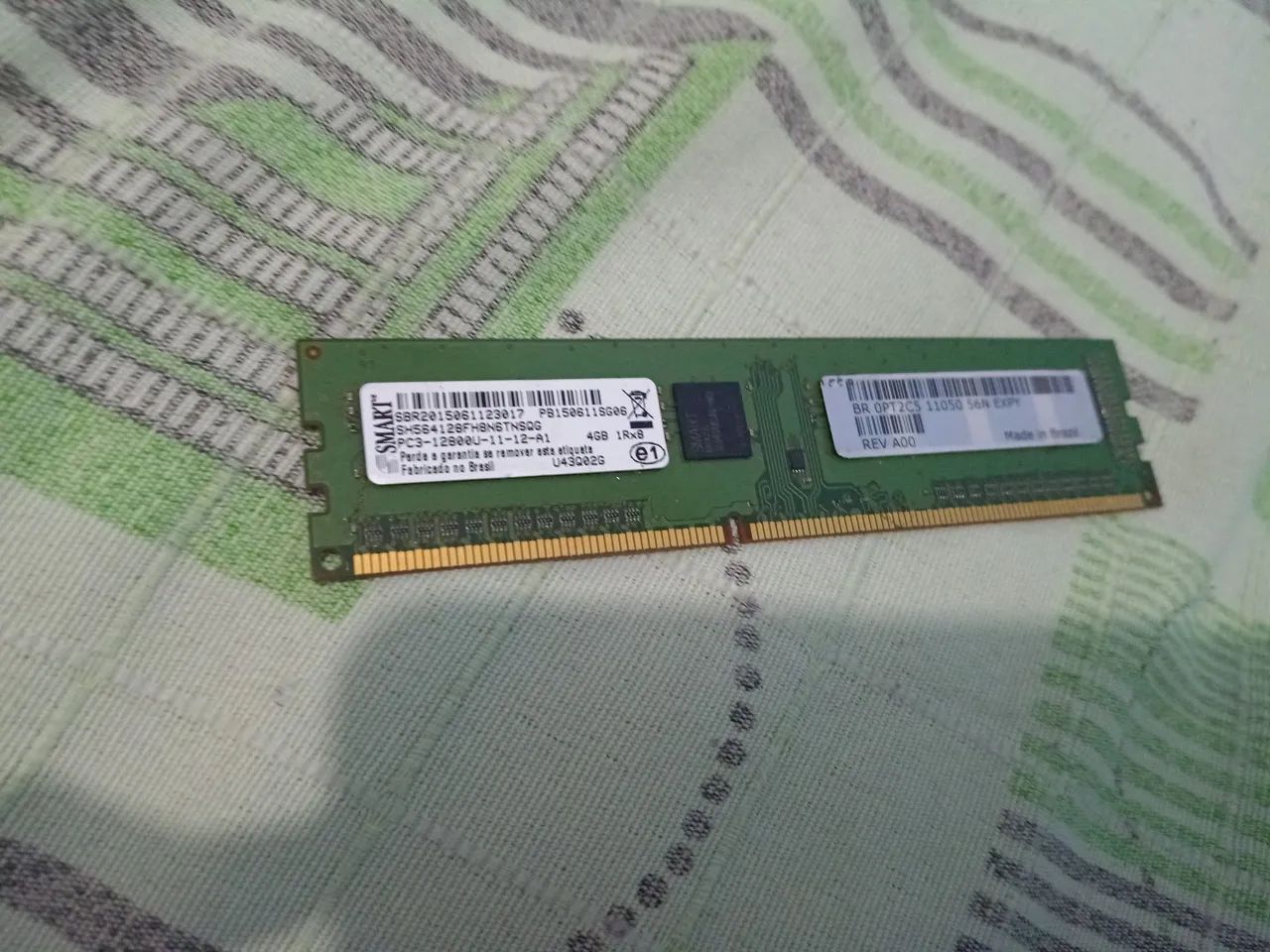 Memória RAM 4gb ddr4 aceito 25R$