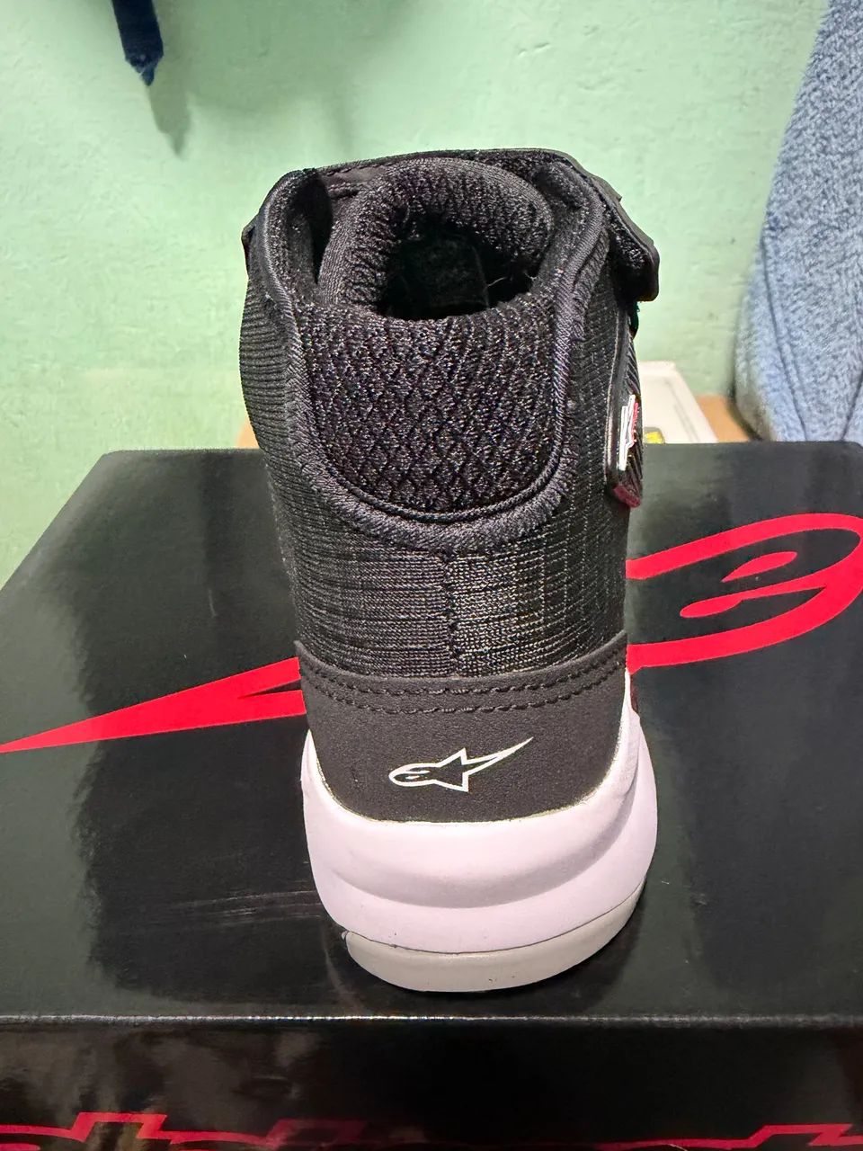 Bota Alpinestars Anti torção Tamanho 37 - Foto 5