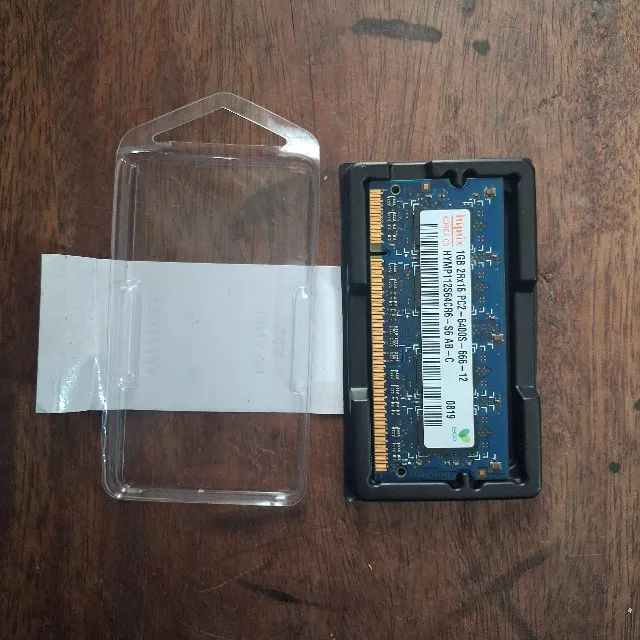 Par de Memória RAM 1GB DDR2 800MHz Hynix p/ Notebook e Mac - Foto 2