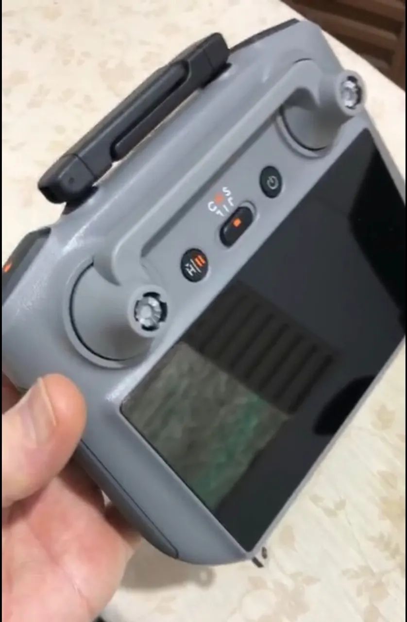 Controle Dji rc2 semi novo sem detalhes  - Foto 4