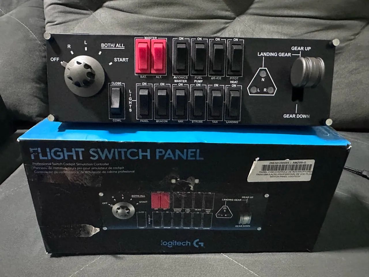 Logitech Flight Switch Panel - Foto 2
