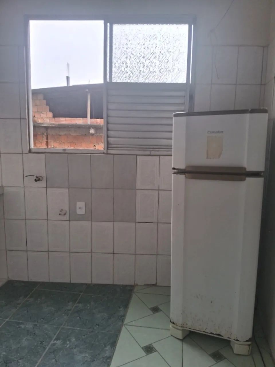Kitinete para solteiro no bairro São Raimundo  - Foto 2