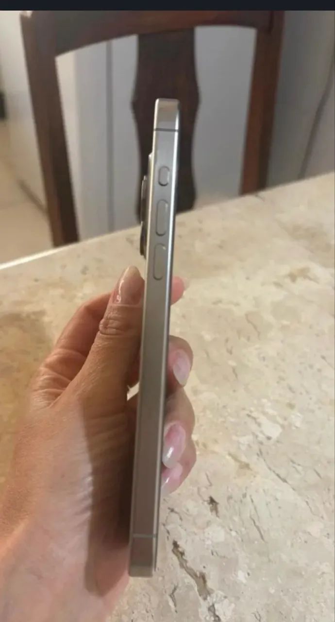 iPhone 15 pro Max 256 troco em iPhone 17 pro Max - Foto 2