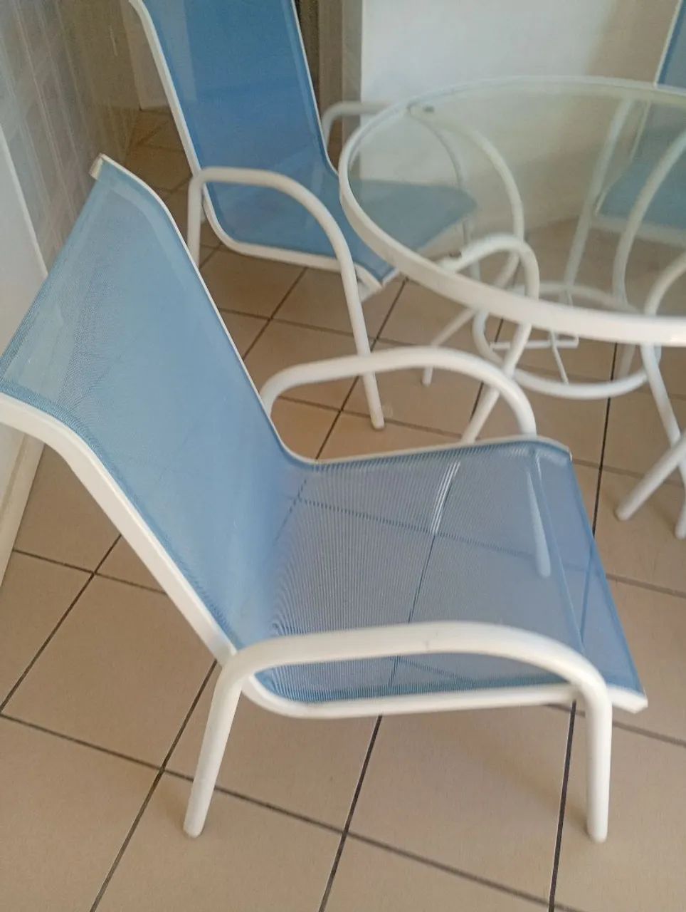Mesa  quatro cadeiras em aluminio - Foto 4