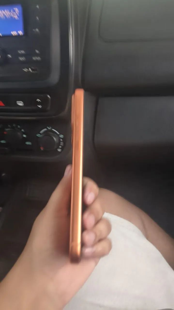 IPHONE 17 PRO MAX LARANJA - Foto 2