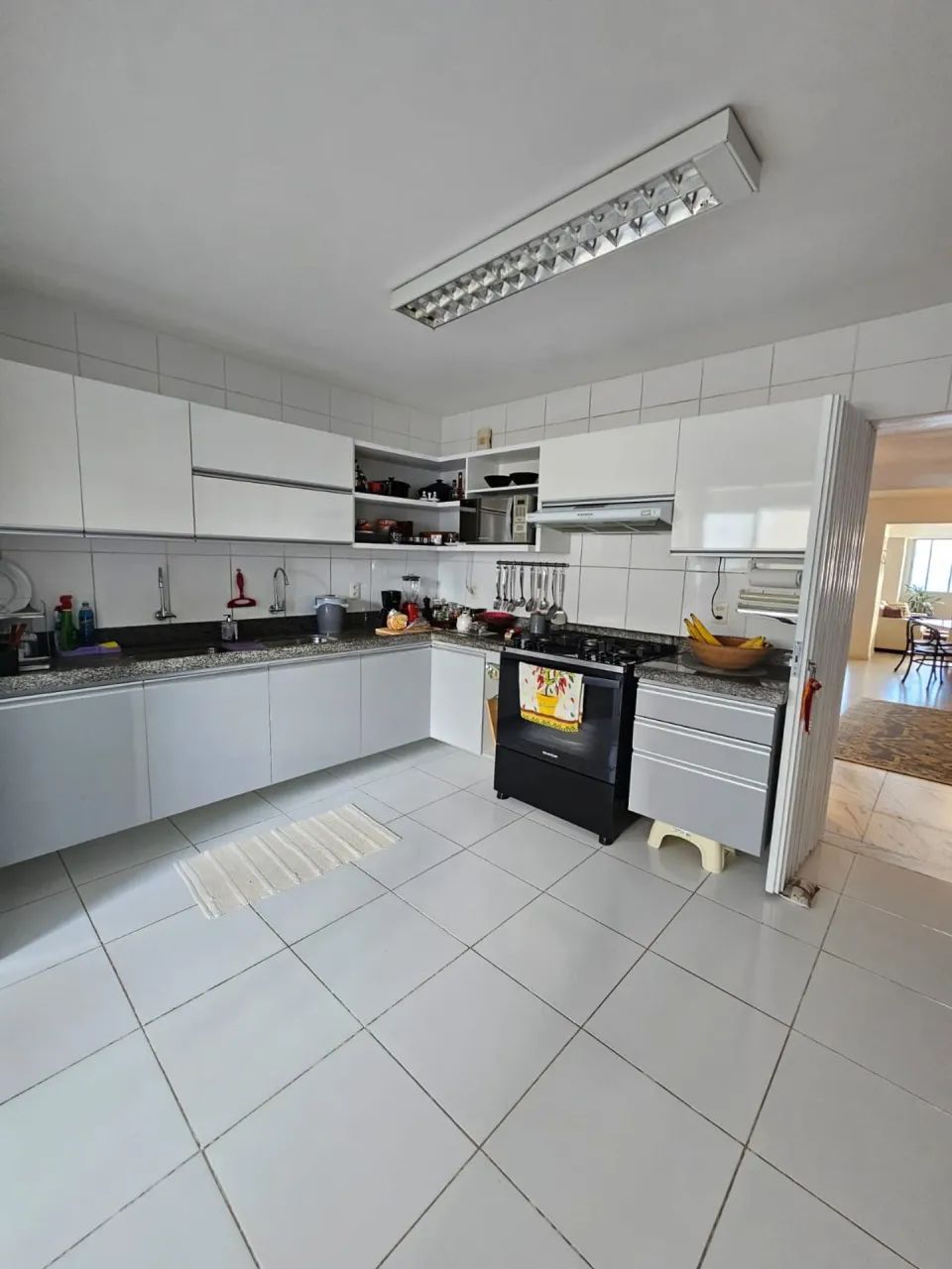 Navegantes, lindo apto, 215m2 útil, 4 qts 1 sts, podendo ser 3 sts, 2vgs, andar alto. - Foto 13