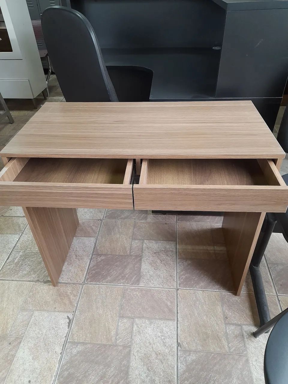 Mesa reta escrivaninha- Nova - Foto 2