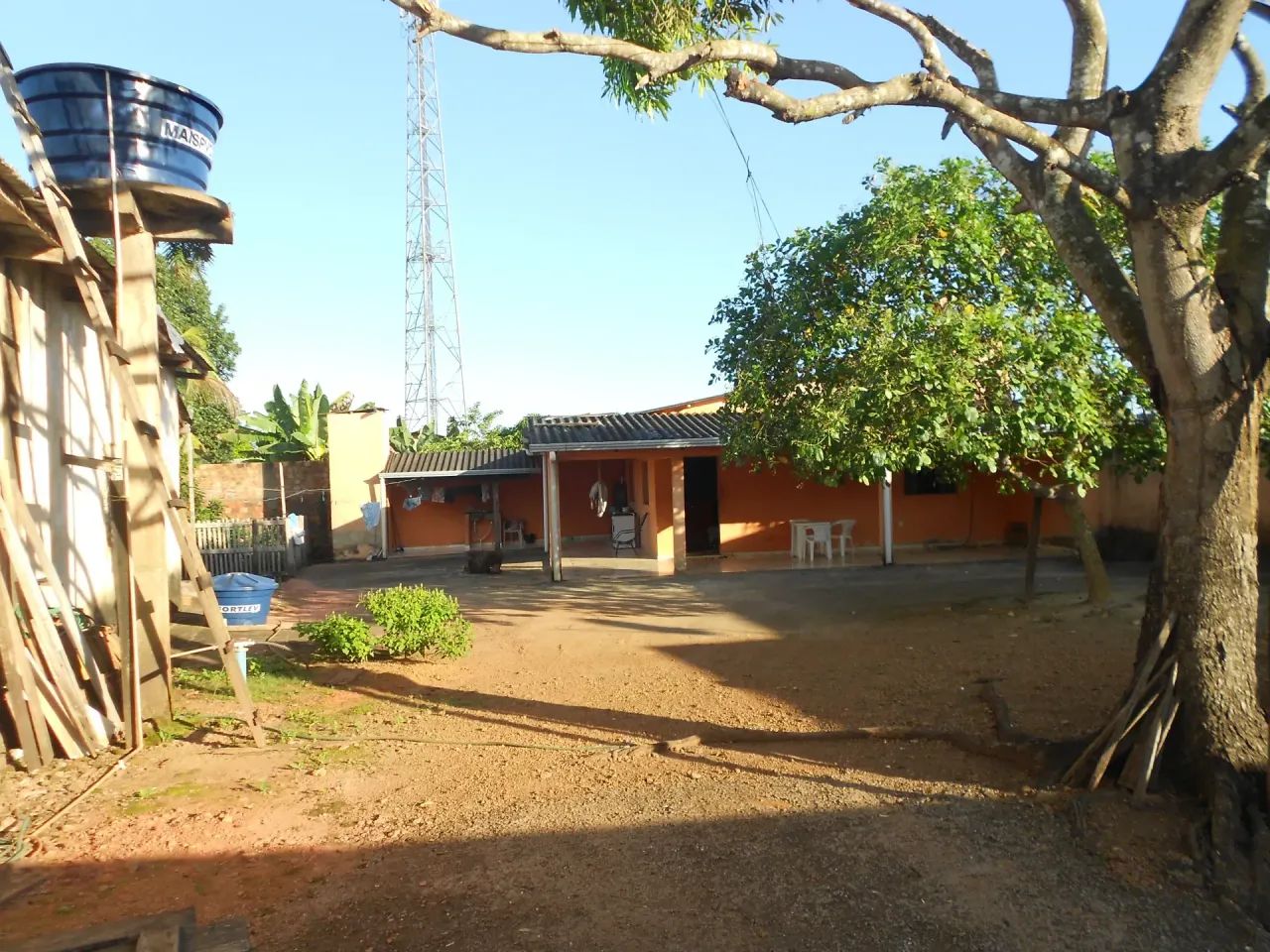 CASA 02 QUARTOS, COM AMPLO QUINTAL. 720 M². - Foto 4