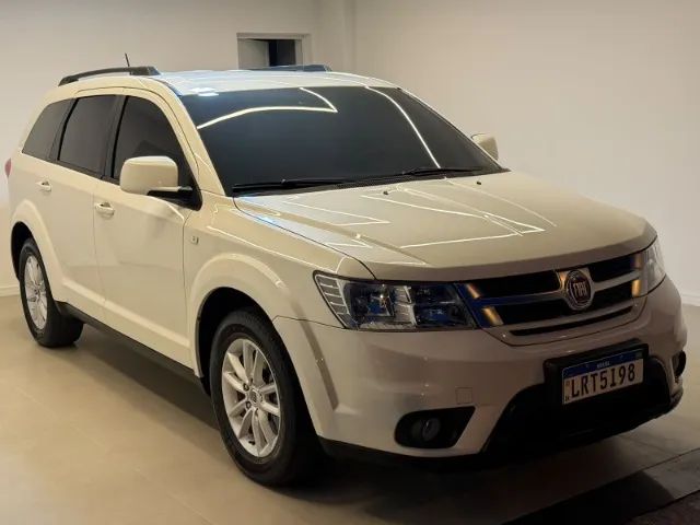Fiat Freemont 2.4 16V 5P Aut. 2014 - Foto 3