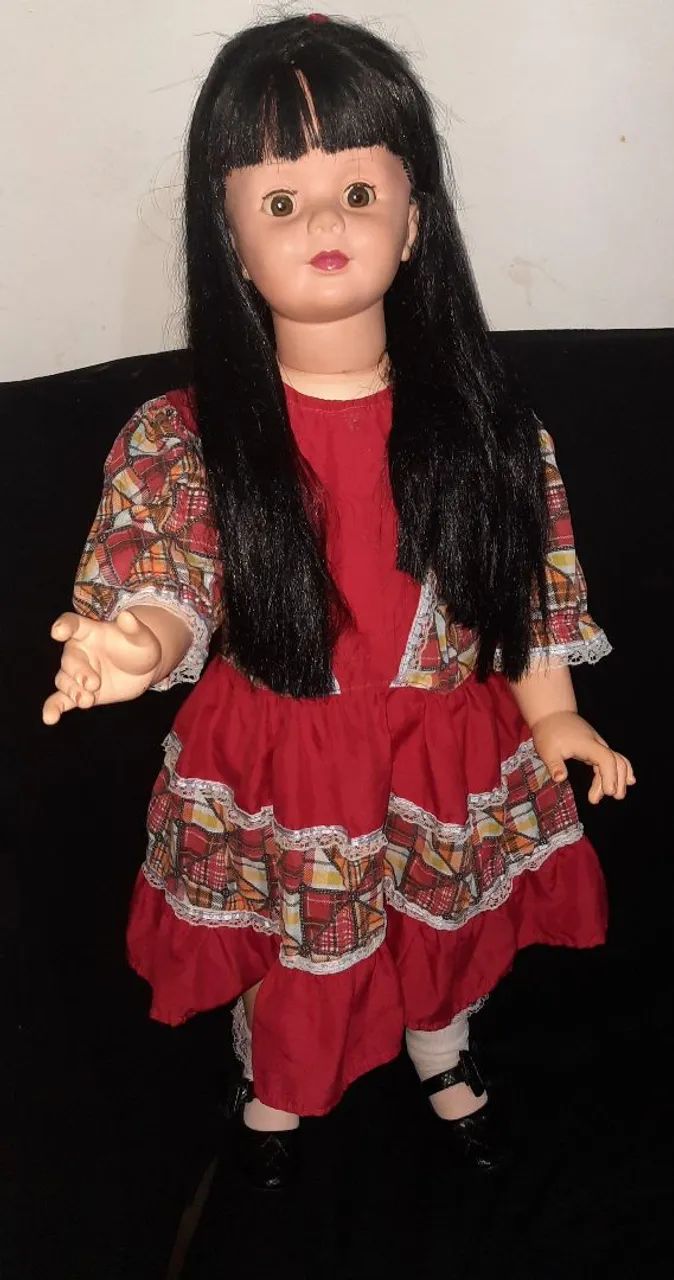 BONECA ANTIGA AMIGUINHA 