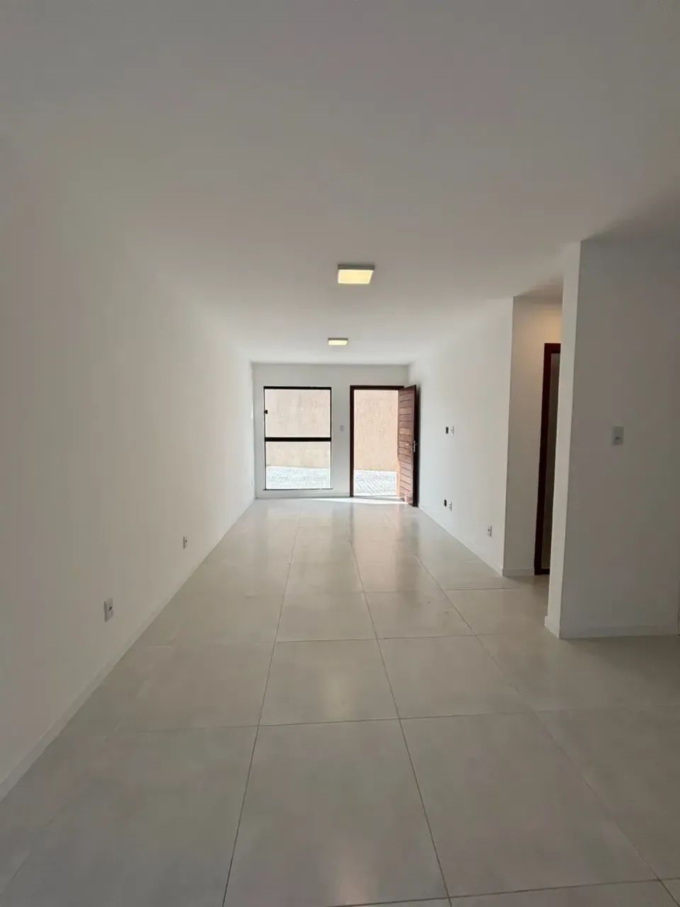 Casa com 3/4 para locação no Complexo Alphaville | Abrantes. - Foto 4