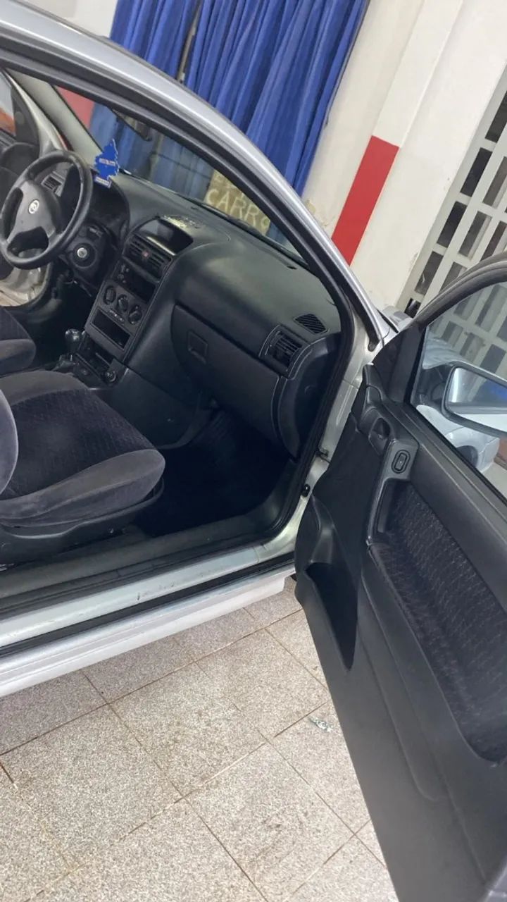 Chevrolet Vectra GL 2.2 MPFI Milenium 2001 - Foto 4