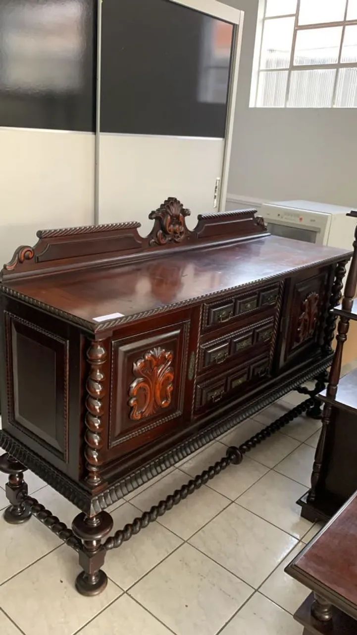 Buffet madeira maciça