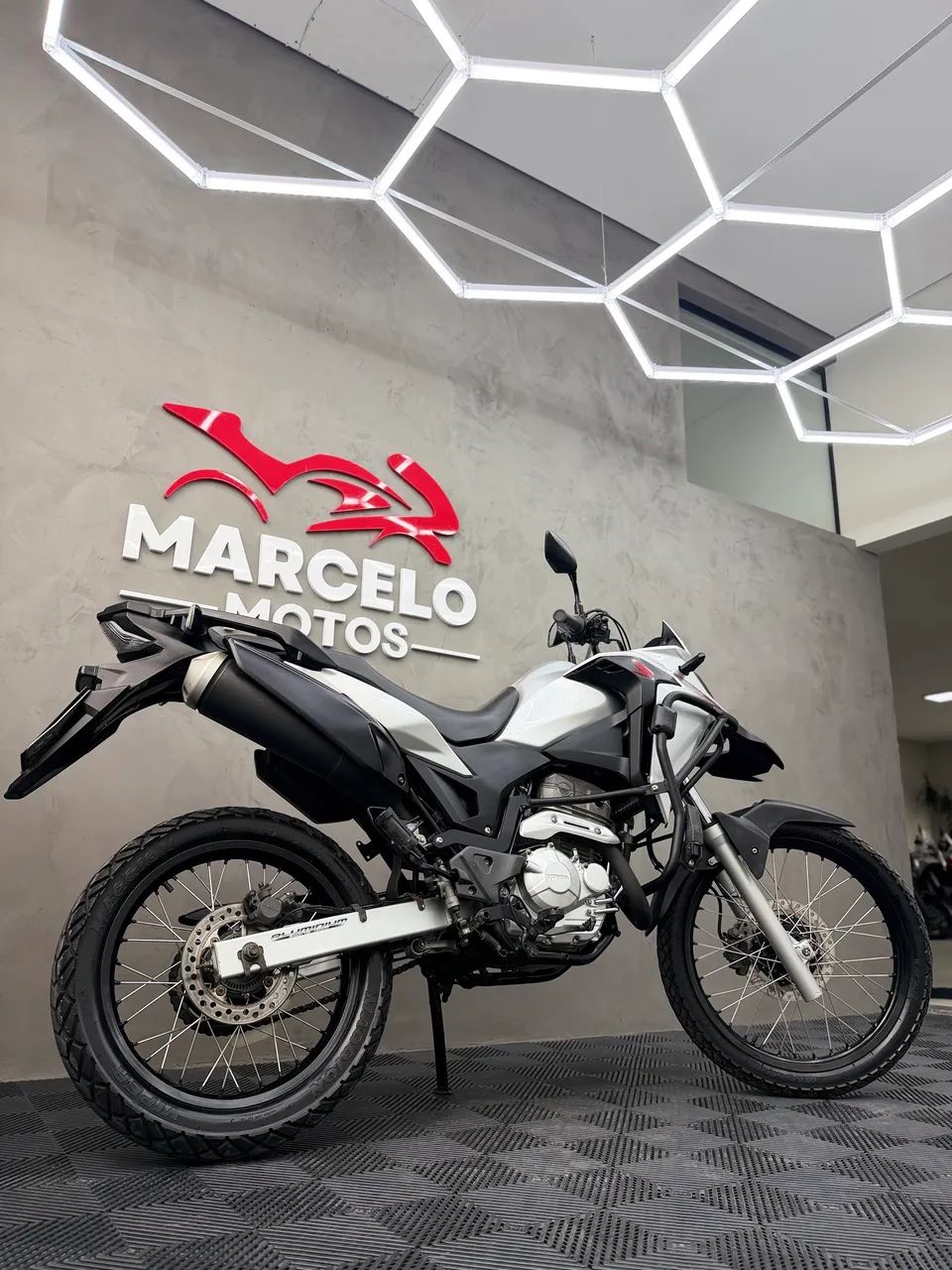 HONDA XRE 300 ABS  - Foto 5