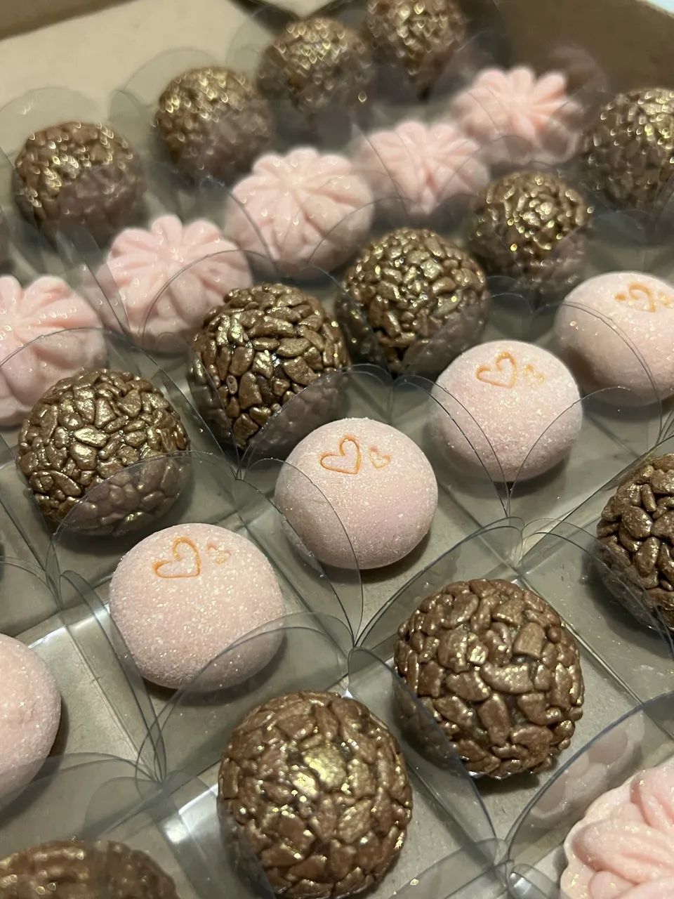 Brigadeiros tradicionais e personalizados  - Foto 3