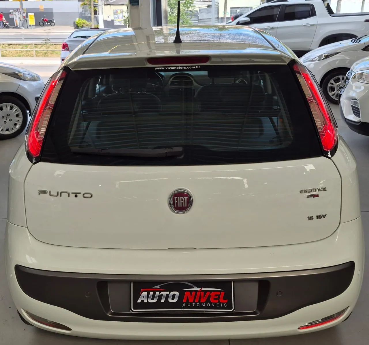 Fiat Punto Essence SP 1.6 Flex 16V 5P 2016 - Foto 5
