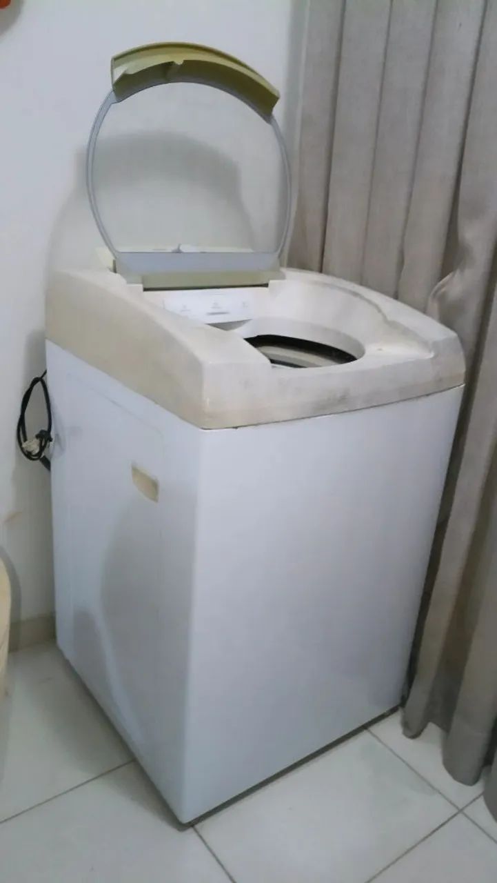 Máquina de lavar roupa 
