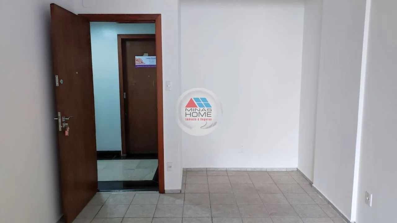 Sala com banheiro, Otima localização, condominio barato - Foto 4