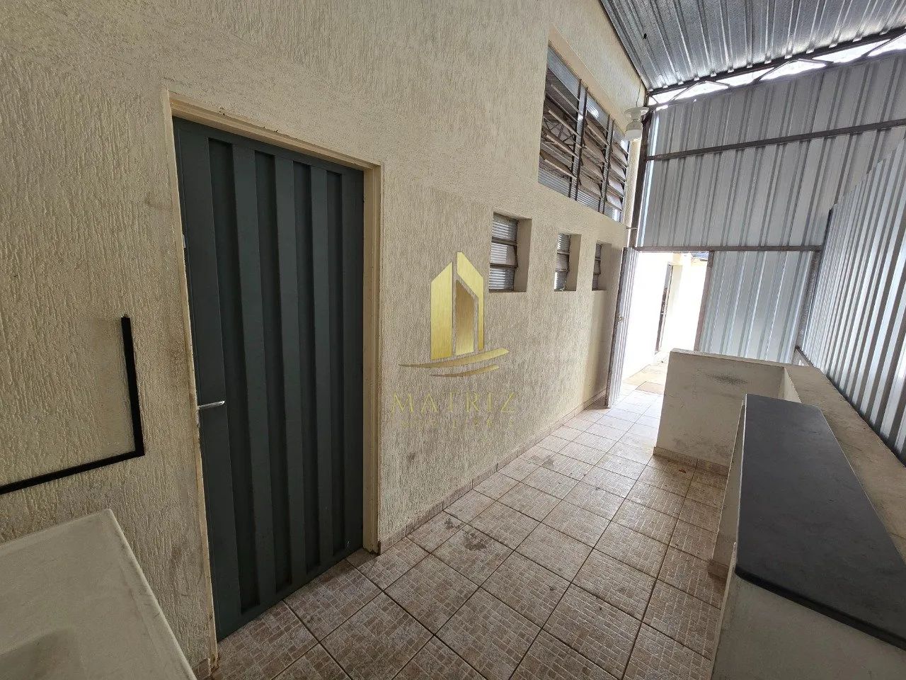 Galpão na estação com 750m2 - Foto 4
