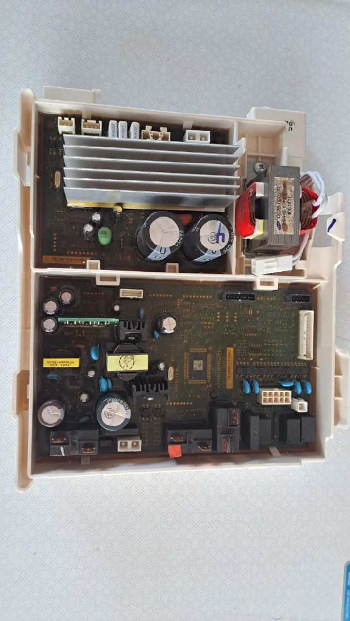 Samsung lava e seca placa queimada - Foto 2